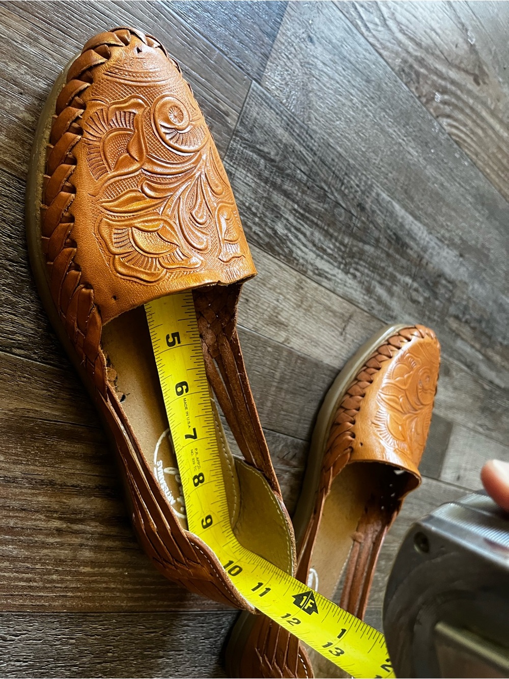 EUC Hand-Tooled Leather Moccasin Flats in Tan - Picture 5 of 5